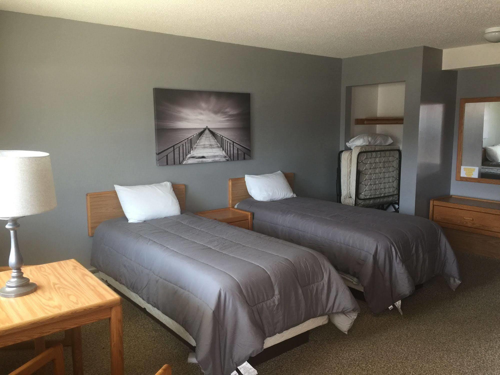 Red Door Resort & Motel Aitkin 외부 사진