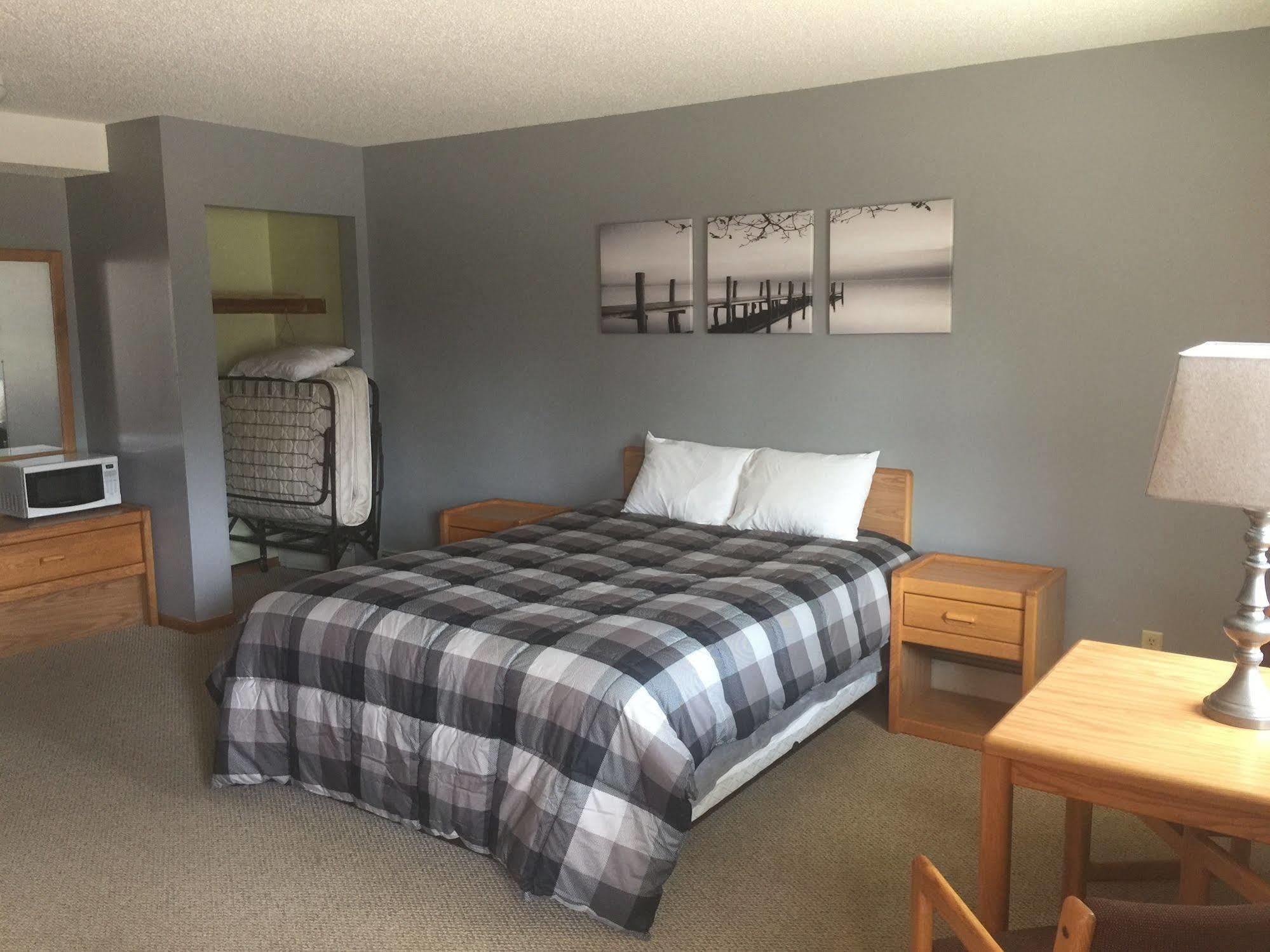 Red Door Resort & Motel Aitkin 외부 사진